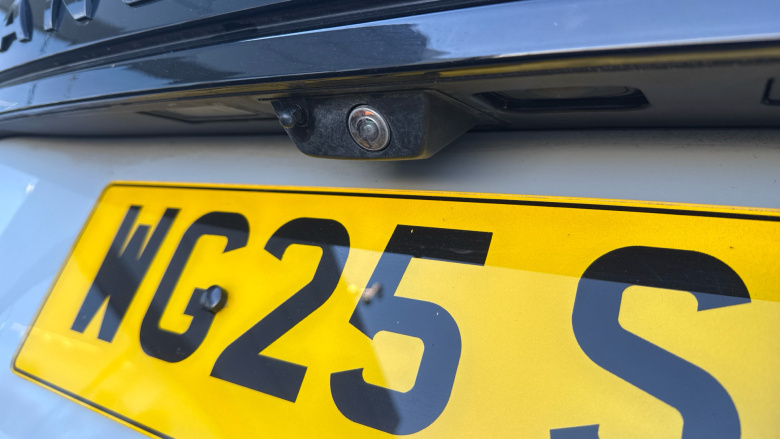 Land Rover Range Rover Evoque 2.0 D200 Dynamic SE 5dr Auto Diesel Hatchback